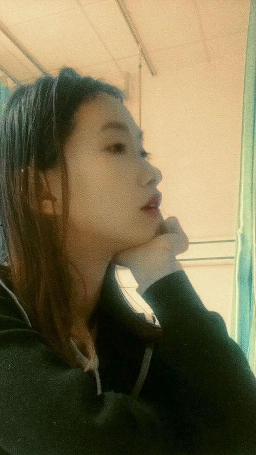 头发油搞笑视频,头发油成“瀑布”，网友笑到肚子疼